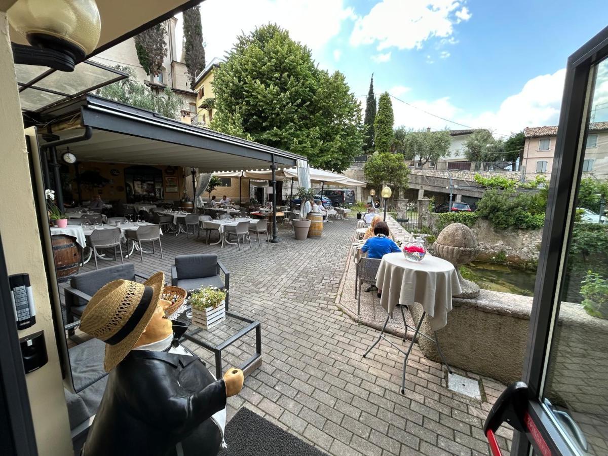Hotel E Ristorante Cassone มัลเชซิเน ภายนอก รูปภาพ
