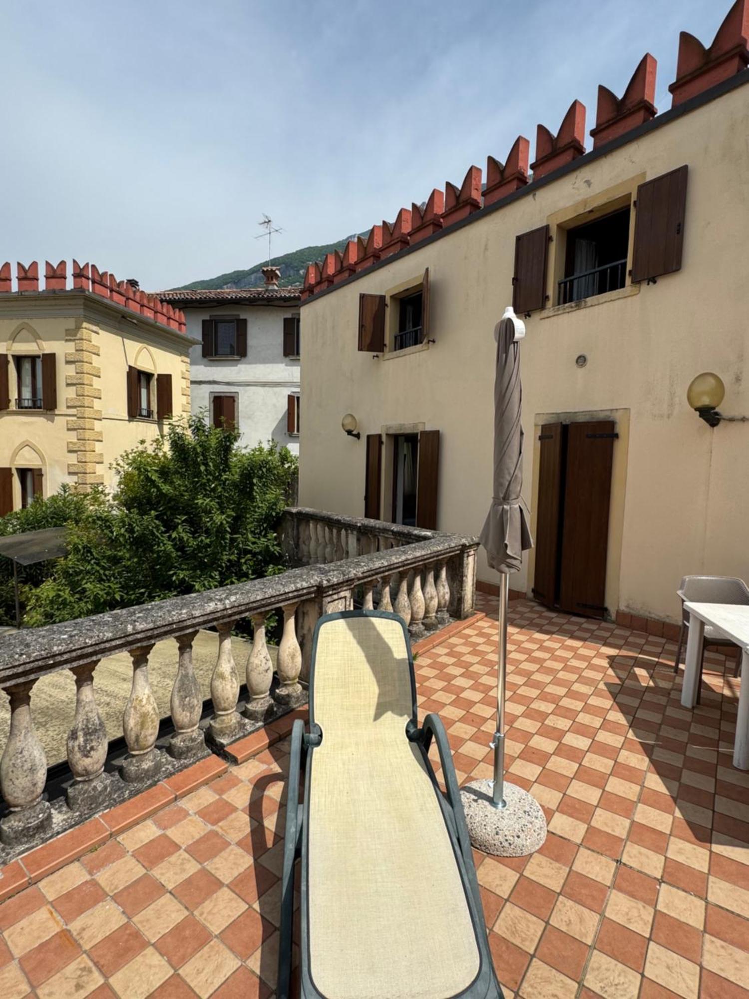 Hotel E Ristorante Cassone มัลเชซิเน ภายนอก รูปภาพ