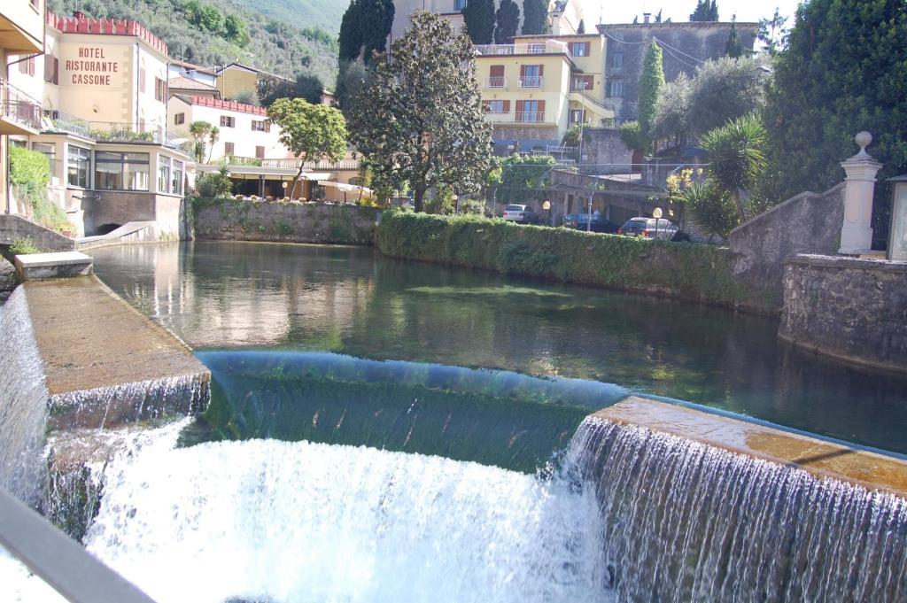 Hotel E Ristorante Cassone มัลเชซิเน ภายนอก รูปภาพ